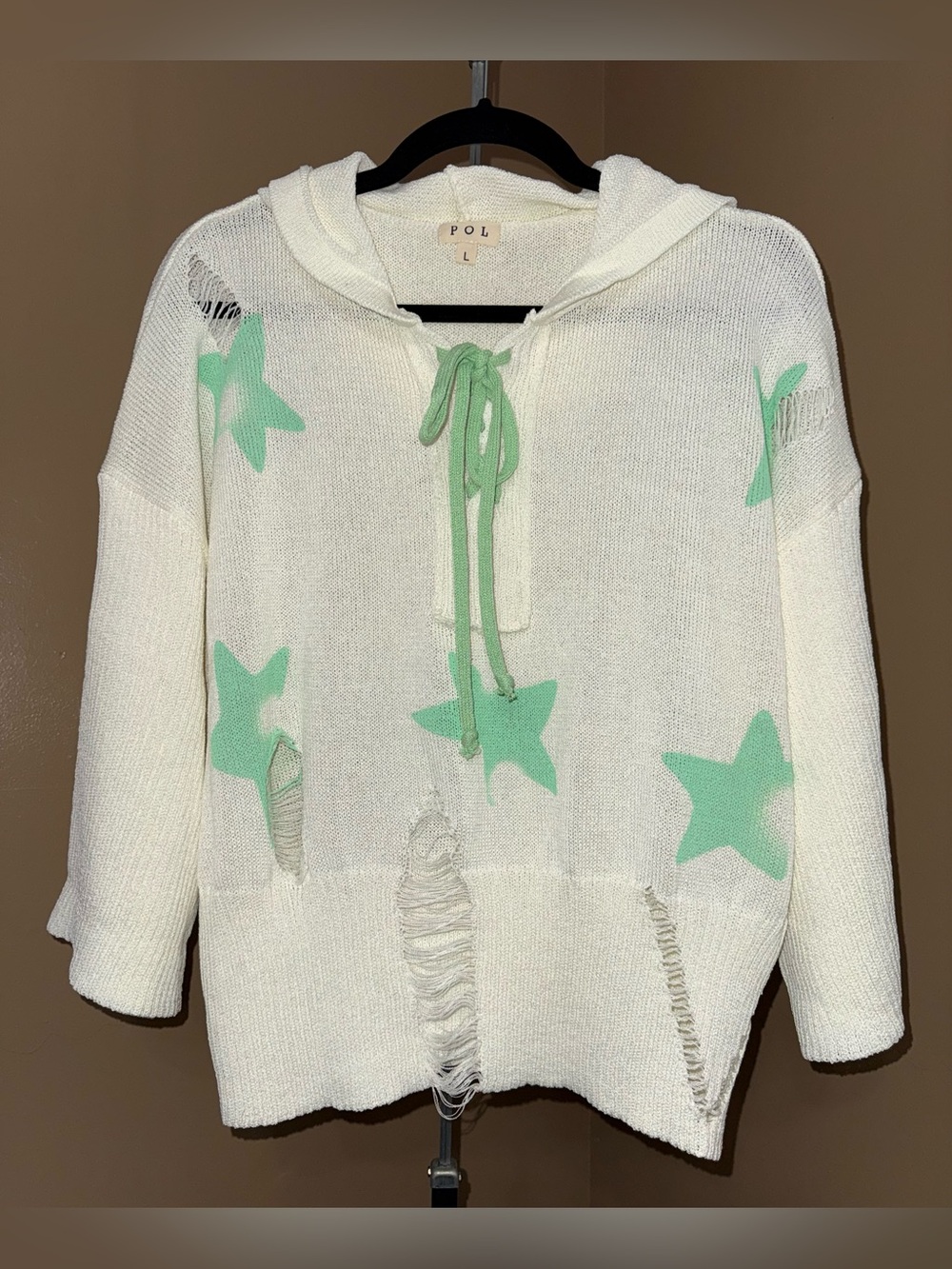 NWT POL Clothing distressed Mint stars 3/4 Sleeve pullover sweater. Size Large.